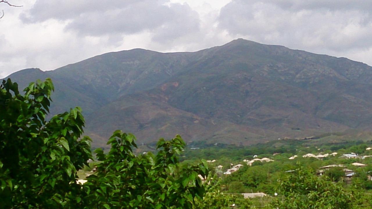 Guest House Hasmik Yeghegnadzor Екстериор снимка